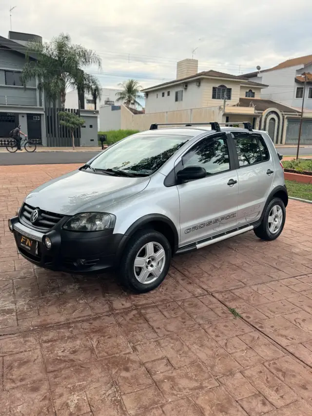 Carro Volkswagen CrossFox 2010 1.6 (Flex)