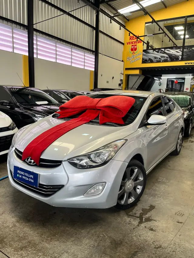 Carro Hyundai Elantra 2012 Sedan 1.8 GLS (aut)