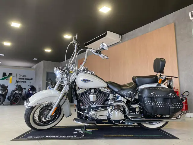Carro Harley-Davidson Softail 2015 Heritage Classic
