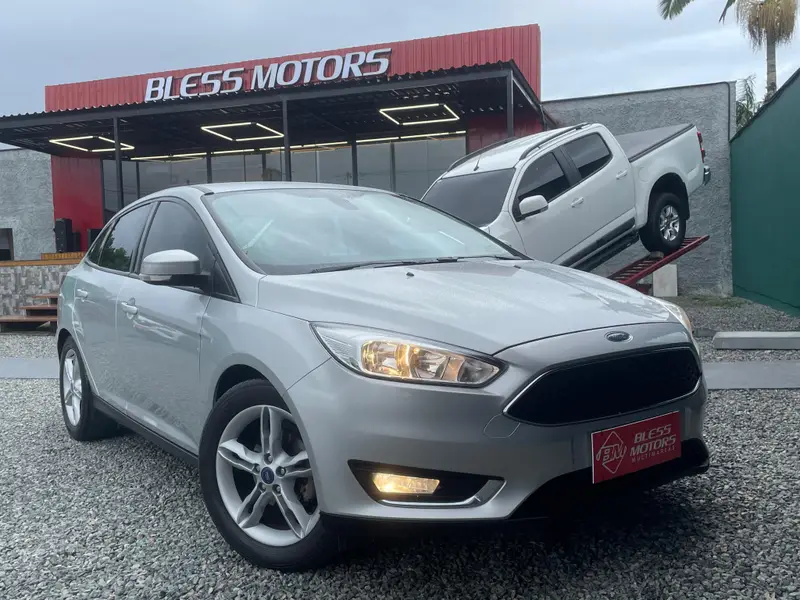 Ford Focus Sedan SE Plus 2.0 PowerShift