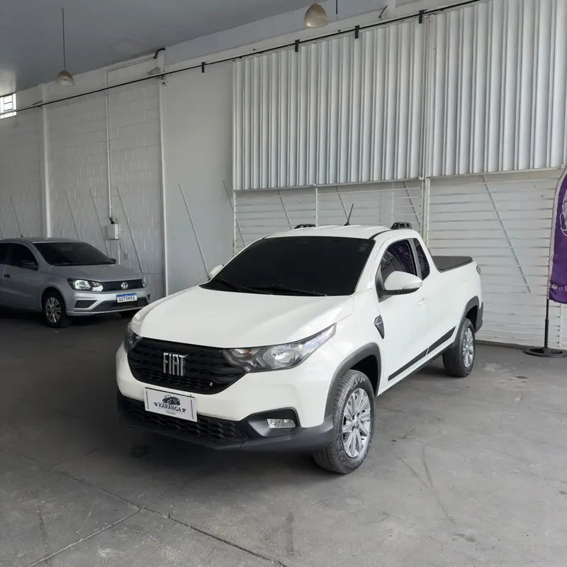 Fiat Strada Freedom 1.3 CS (Flex)