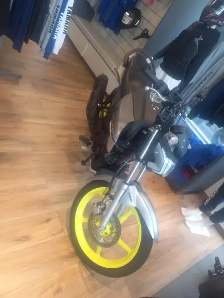 Carro Yamaha YBR 150 Factor 2025 DX