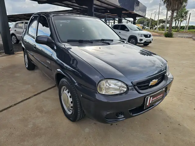Carro Chevrolet Classic 2008 Corsa Sedan  Life 1.0 VHC (Flex)