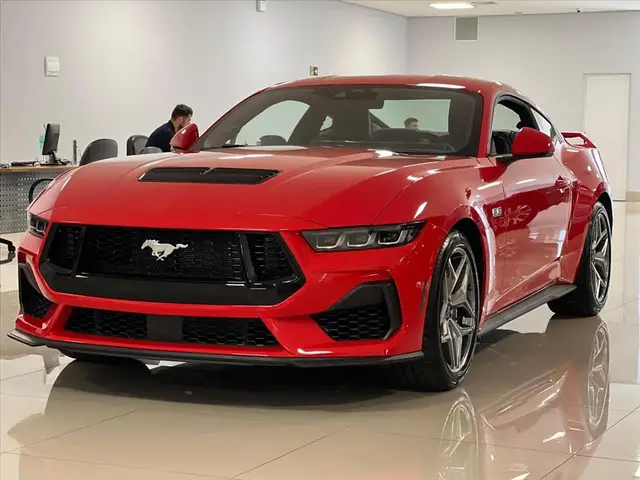 Carro Ford Mustang 2024 GT Performance
