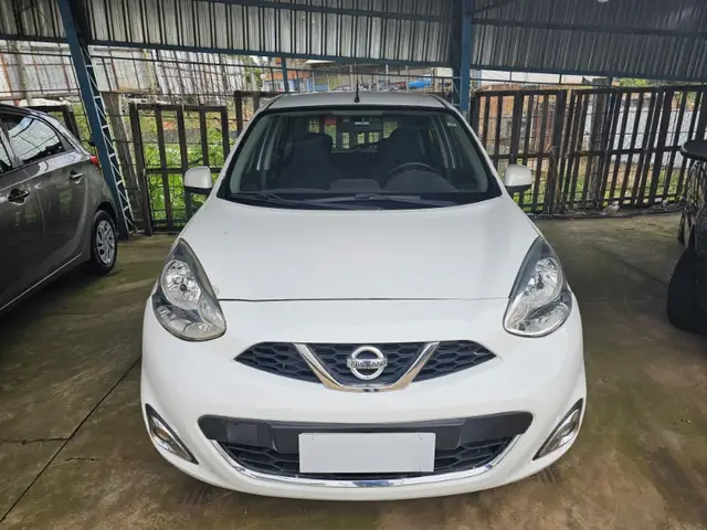 Carro Nissan March 2015 1.0 12V SV (Flex)
