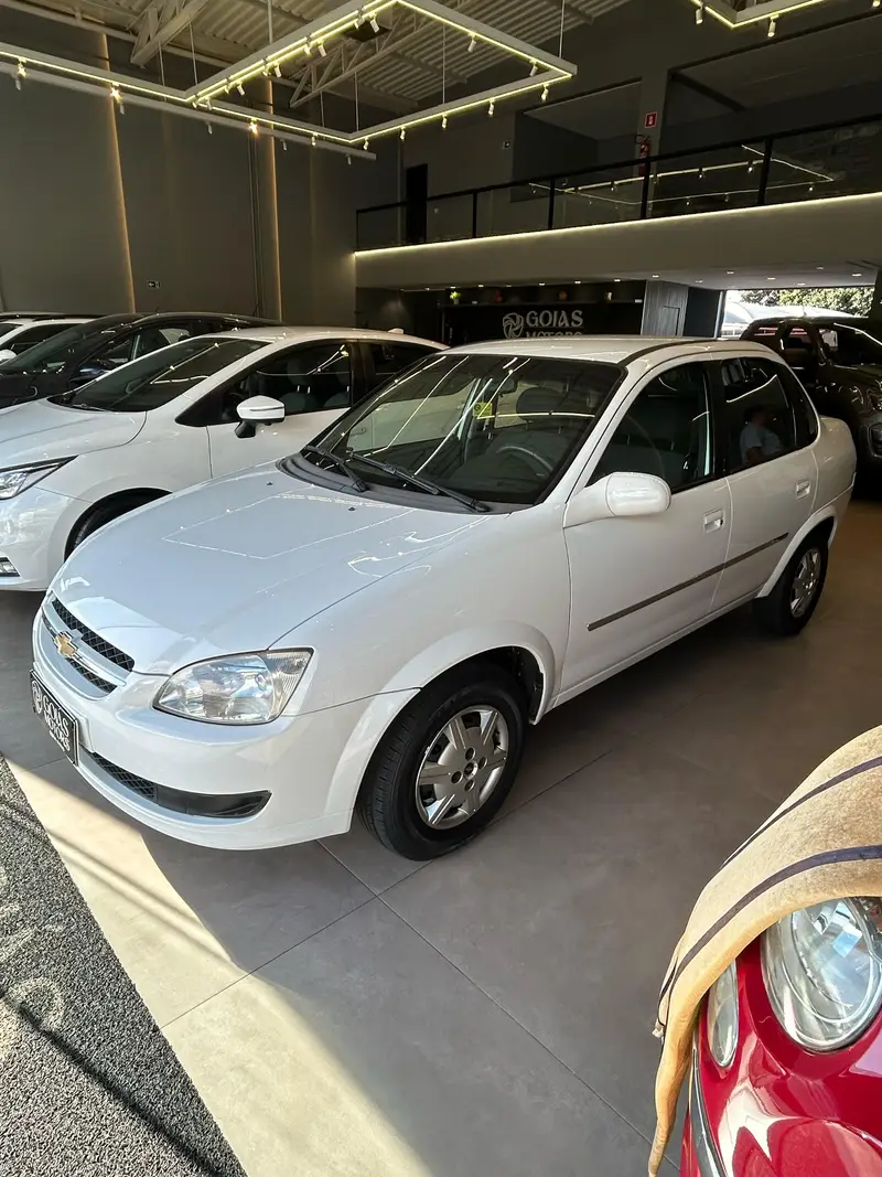 Chevrolet Classic LS 1.0 VHCE (Flex)