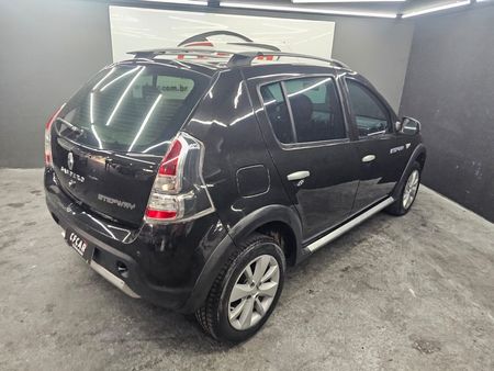 Sandero Stepway 1.6 16V Hi-Flex (aut)