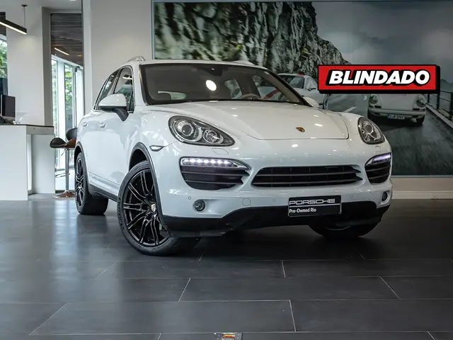 Carro Porsche Cayenne 2012 4.8 V8 S 4WD