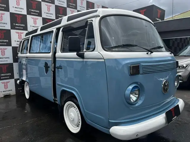 Carro Volkswagen Kombi 2001 Standard 1.6