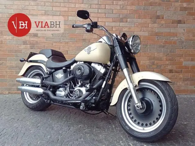 Carro Harley-Davidson Fat Boy FLSTF 2014 Fat Boy FLSTF