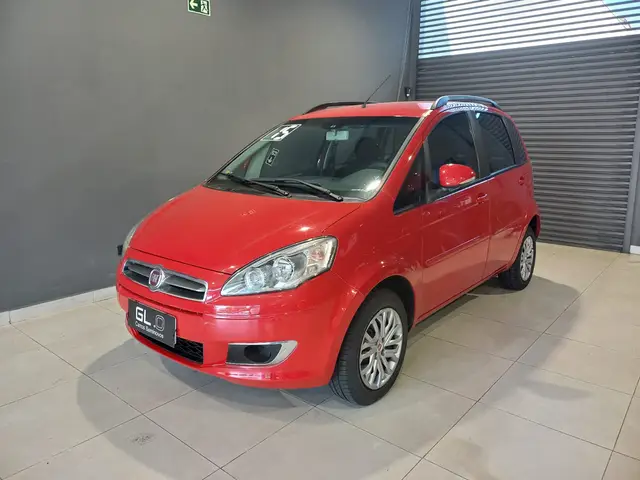 Carro Fiat Idea 2015 Attractive 1.4 8V (Flex)