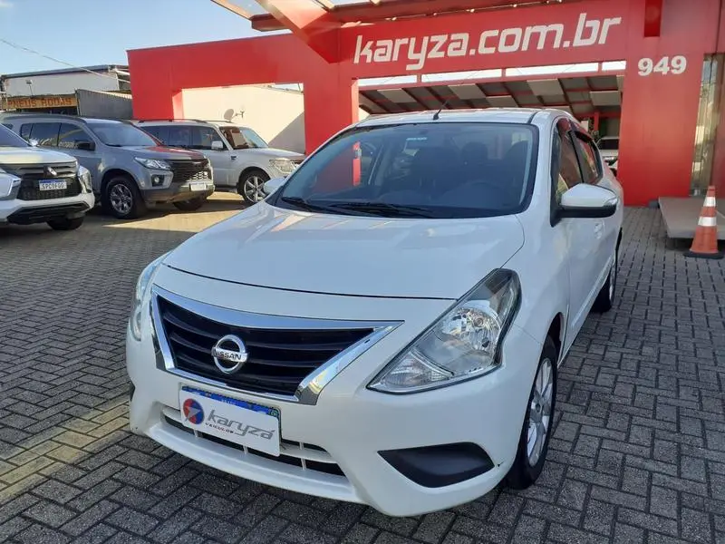 Nissan Versa 1.6 16V SV FlexStart CVT (Flex)