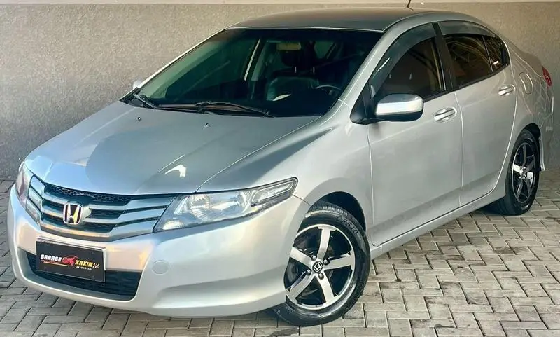 Honda City LX 1.5 16V (flex)