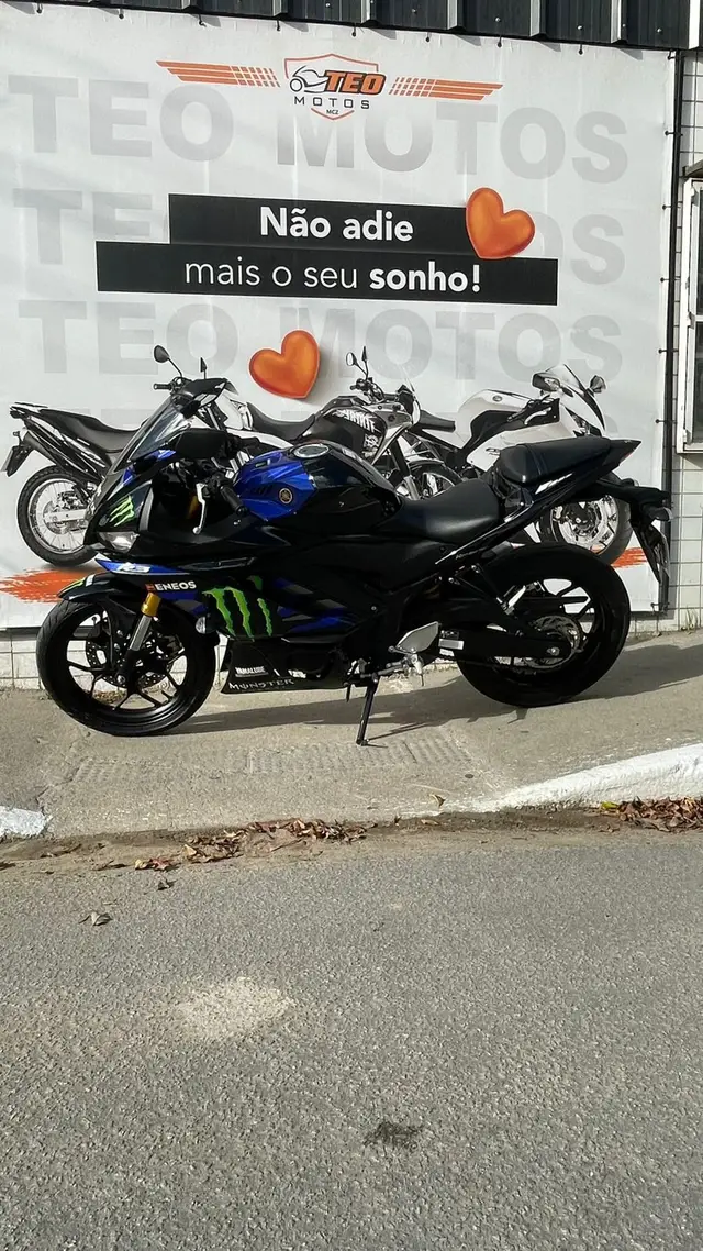 Carro Yamaha YZF R3 2024 ABS