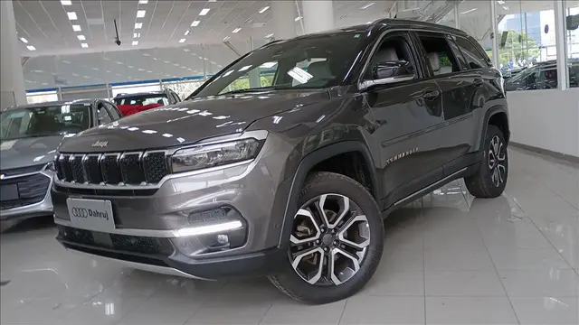 Carro Jeep Commander 2022 Limited TD380 Diesel 4x4 (Aut)
