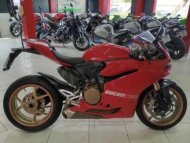 Carro Ducati 1199 Panigale 2017 1299