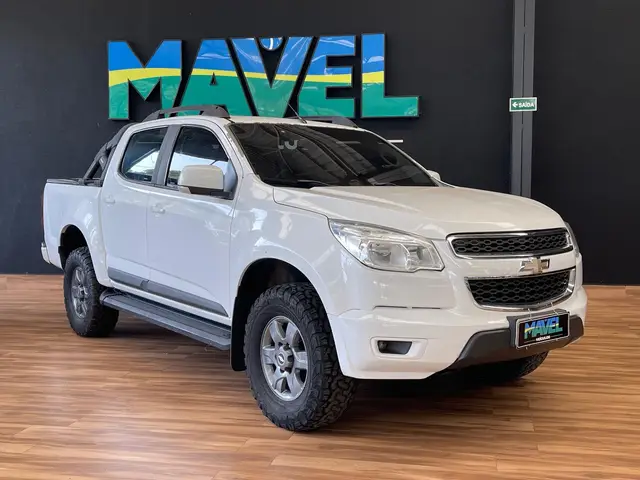 Carro Chevrolet S10 Cabine Dupla 2016 S10 2.4 Advantage (Cabine Dupla)
