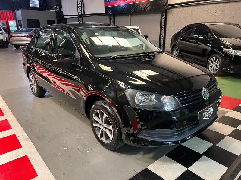Volkswagen Voyage 1.6 VHT City (Flex)