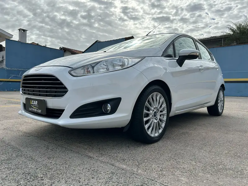 Ford New Fiesta Hatch New Fiesta Titanium 1.6 16V PowerShift