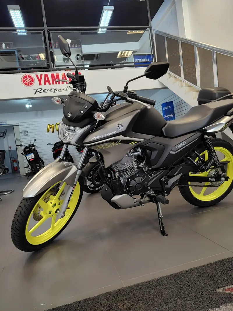 Yamaha YBR 150 Factor DX