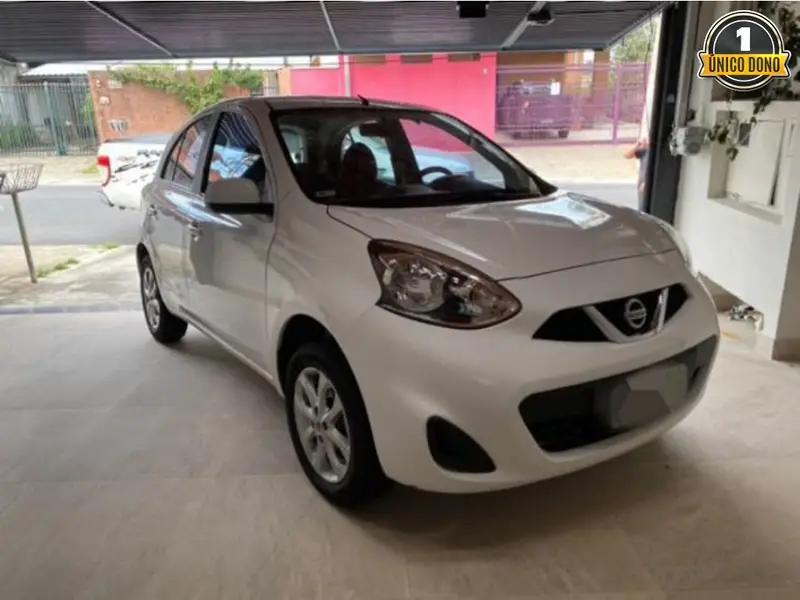 Nissan March 1.0 12V SV (Flex)