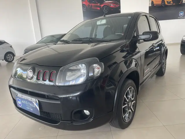 Carro Fiat Uno 2012 Sporting 1.4 8V (Flex) 2p