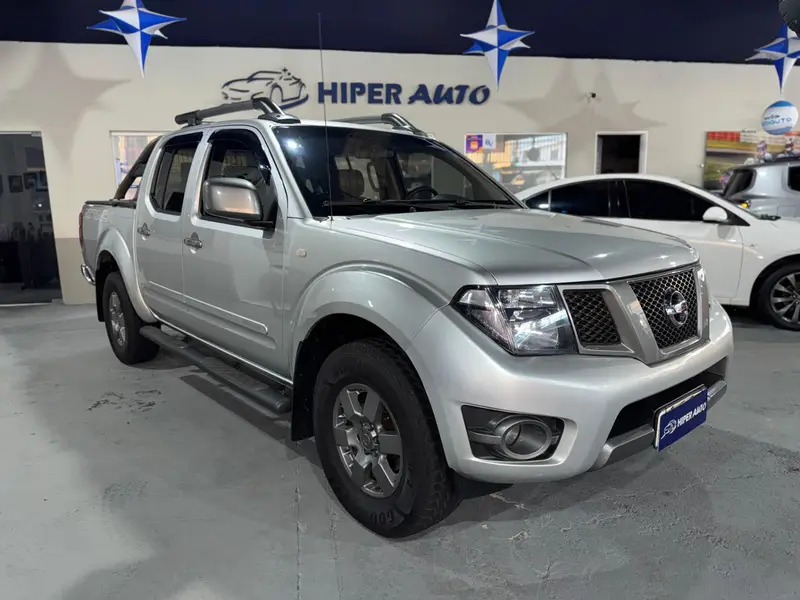 Nissan Frontier 2.5 TD CD 4x4 SV Attack (Aut)