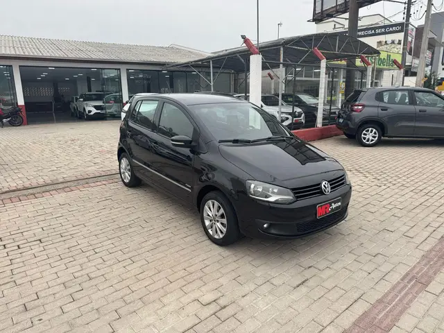 Carro Volkswagen Fox 2011 Prime 1.6 8V (Flex)