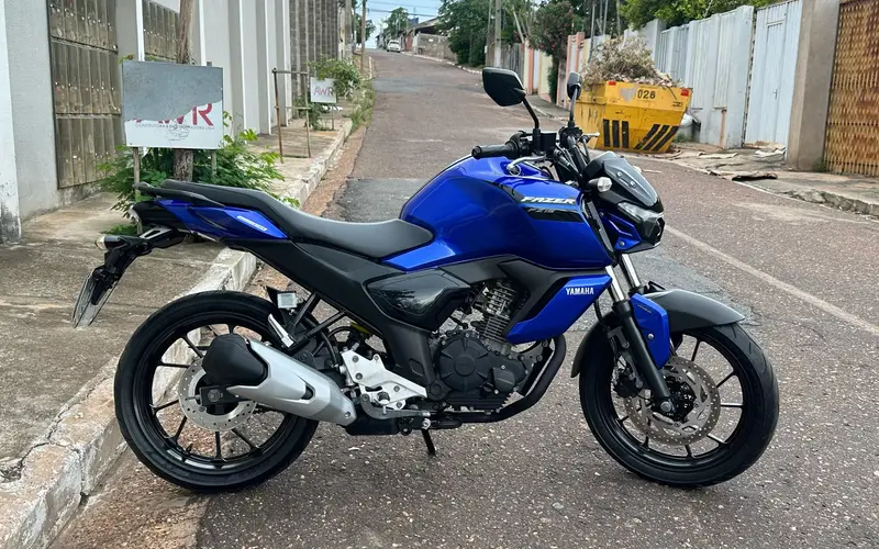 Yamaha Fazer FZ15 ABS