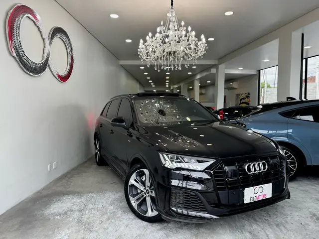 Carro Audi Q7 2023 Q7 Perf. Black 3.0 TFSI Quat.Tip.(Híb.)