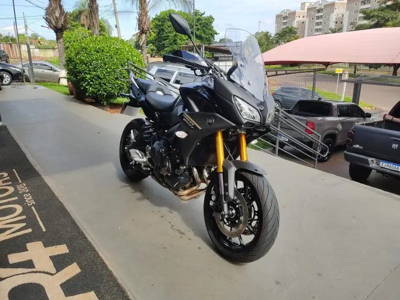 Yamaha MT-09 TRACER 900 GT