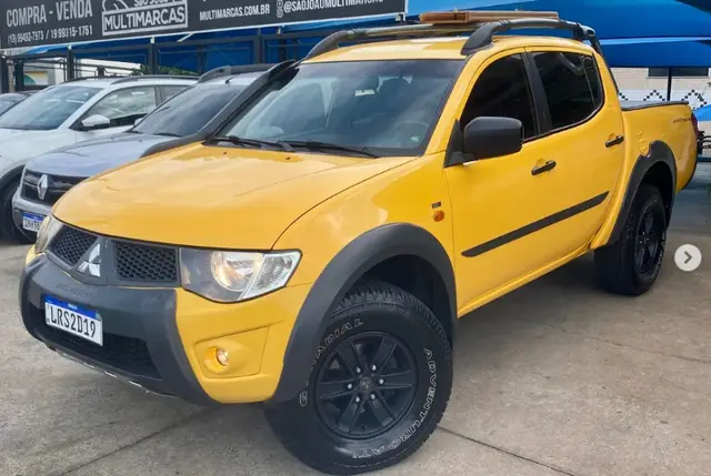 Carro Mitsubishi L200 Triton Sport 2015 3.2 DID-H Savana 4WD