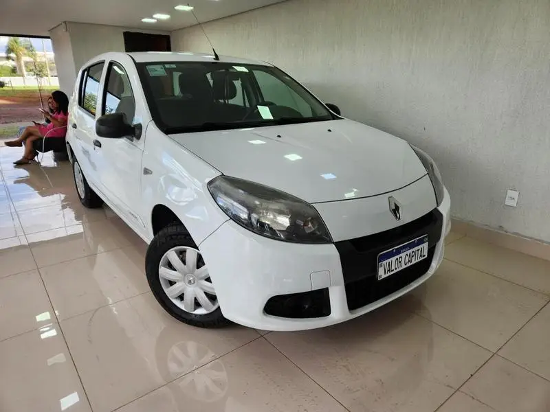 Renault Sandero Authentique 1.0 16V (flex)