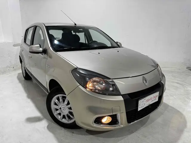 Carro Renault Sandero 2014 Privilege 1.6 16V (Flex)(aut)