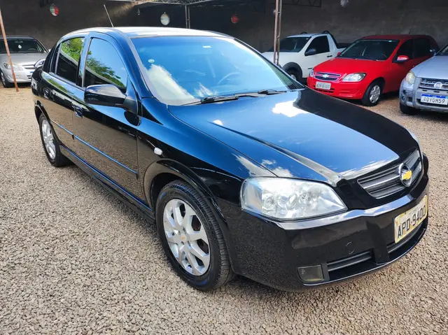 Carro Chevrolet Astra Hatch 2011 Advantage 2.0 (Flex)