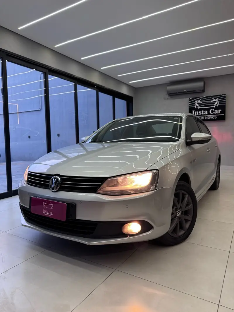 Volkswagen Jetta 2.0 Comfortline Tiptronic (Flex)