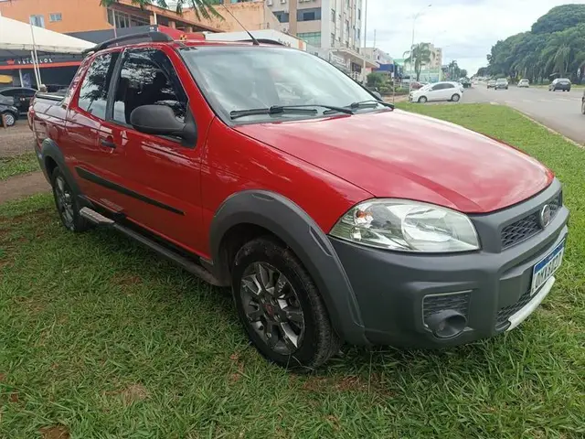 Carro Fiat Strada 2015 Working 1.4 (Flex)