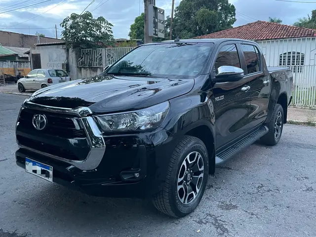 Carro Toyota Hilux Cabine Dupla 2024 SRV 4x4 2.8 Diesel