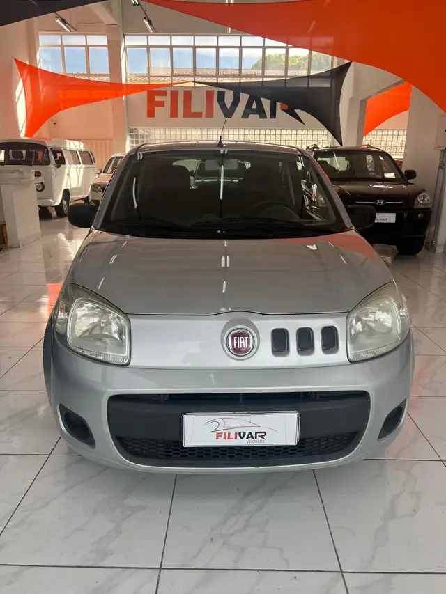 Carro Fiat Uno 2015 Vivace 1.0 8V (Flex) 2p