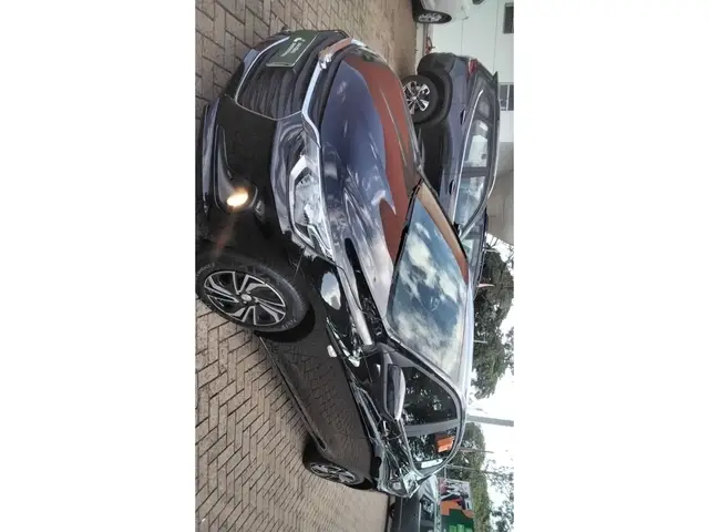 Carro Chevrolet Onix Plus 2024 LT 1.0
