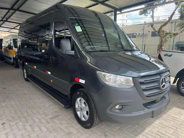 Carro Mercedes-Benz Sprinter 2025 Spri. 417 F Vidr. Extra L.T.A. Die. (E6)