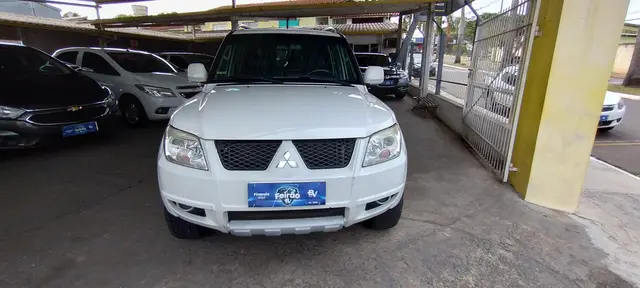Carro Mitsubishi Pajero TR4 2015 2.0 16V O Neill (Flex)