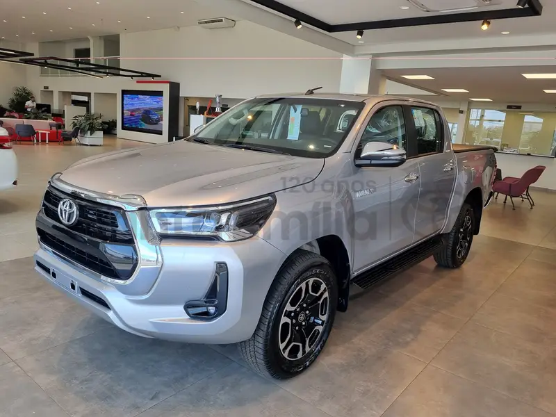 Toyota Hilux Cabine Dupla SRV 4x4 2.8 Diesel