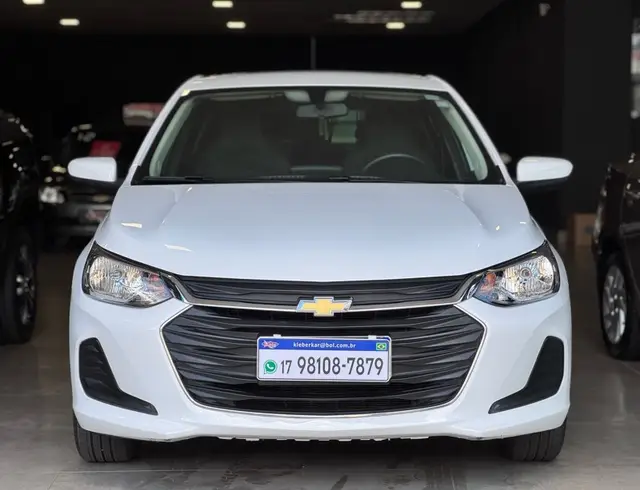 Carro Chevrolet Onix 2023 LT 1.0