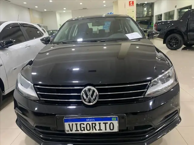 Carro Volkswagen Jetta 2016 2.0 Comfortline Tiptronic (Flex)