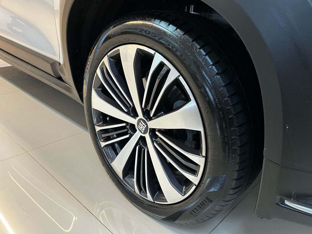Fastback Audace Turbo 200 (Flex) (Aut)