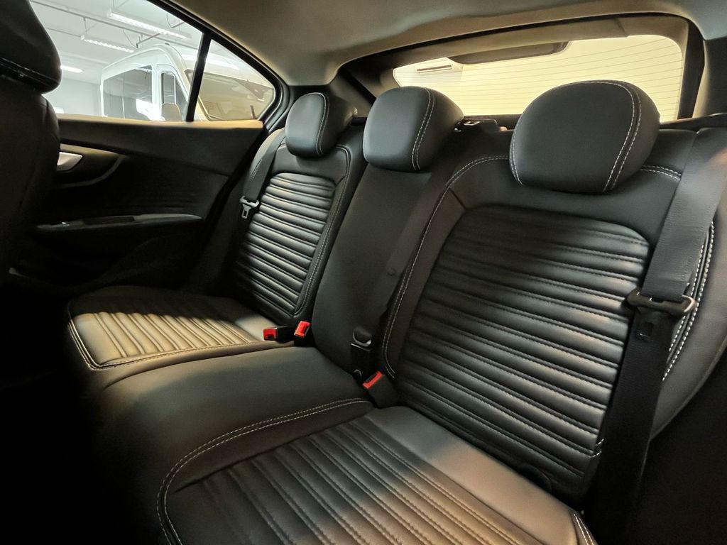 Fastback Audace Turbo 200 (Flex) (Aut)