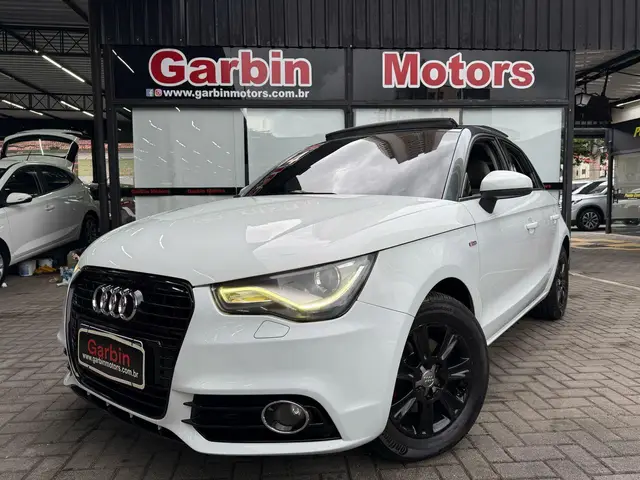 Carro Audi A1 2014 1.4 TFSI Sportback Ambition S Tronic