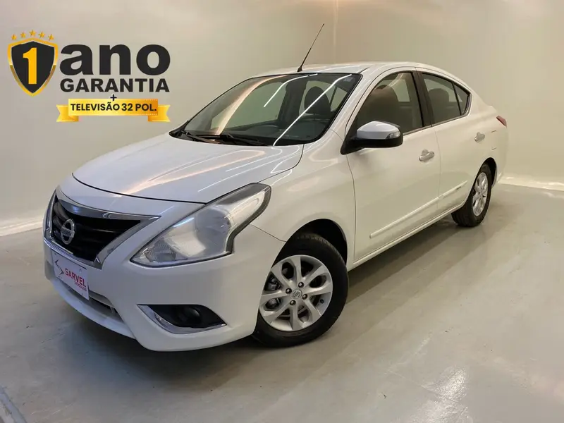 Nissan Versa 1.6 16V Unique CVT (Flex)
