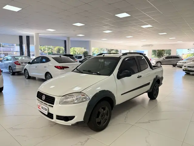 Carro Fiat Strada 2012 Working 1.4 (Flex) (Cabine Dupla)